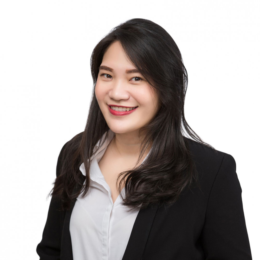 Ms. Suparat Veeravattana