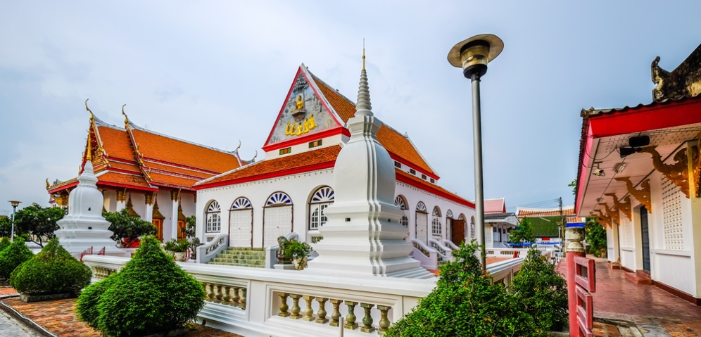 MUST SEE: Wat Matchimawat (Wat Klang) or Matchimawat Temple