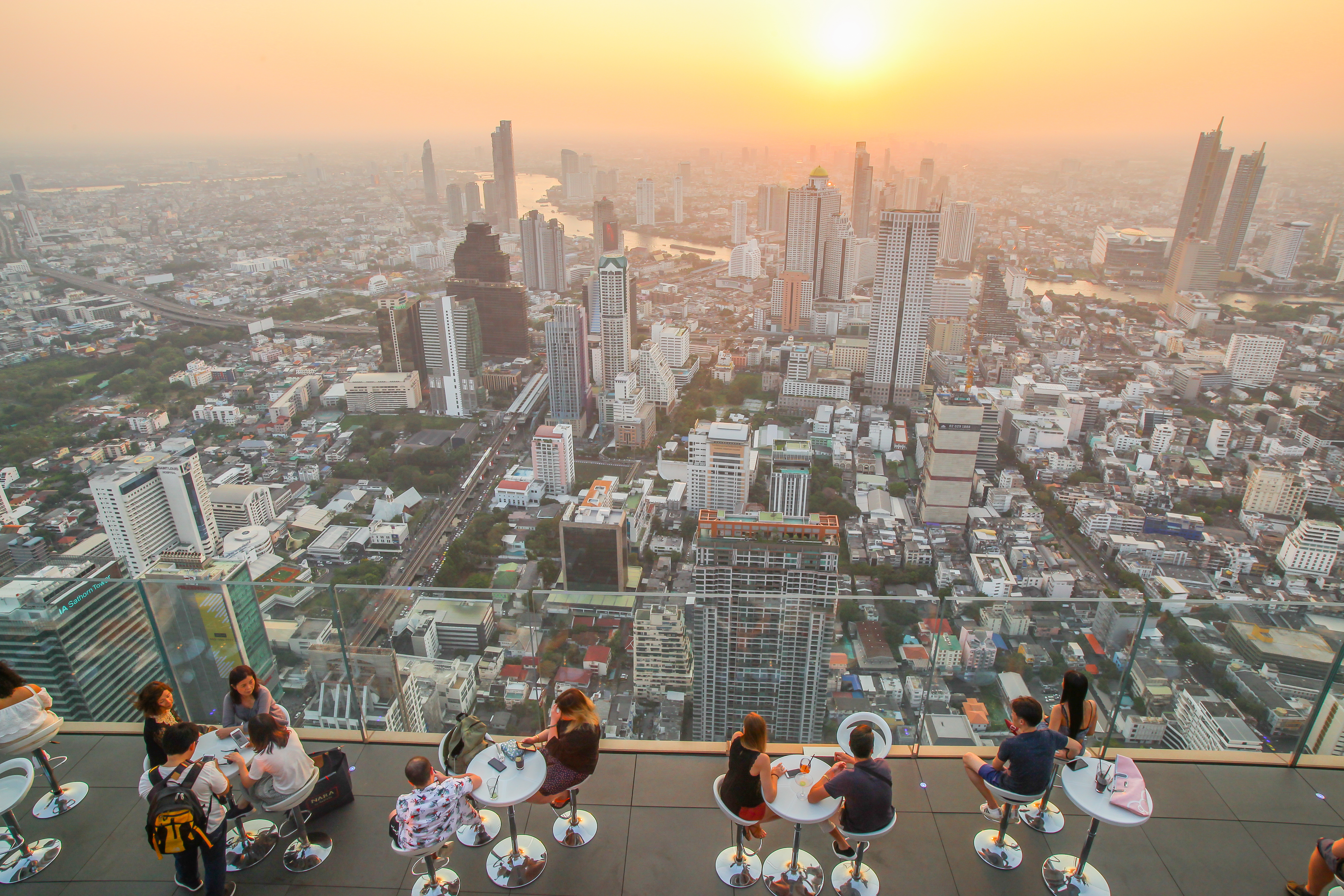 MUST SEE : King Power Mahanakhon Building