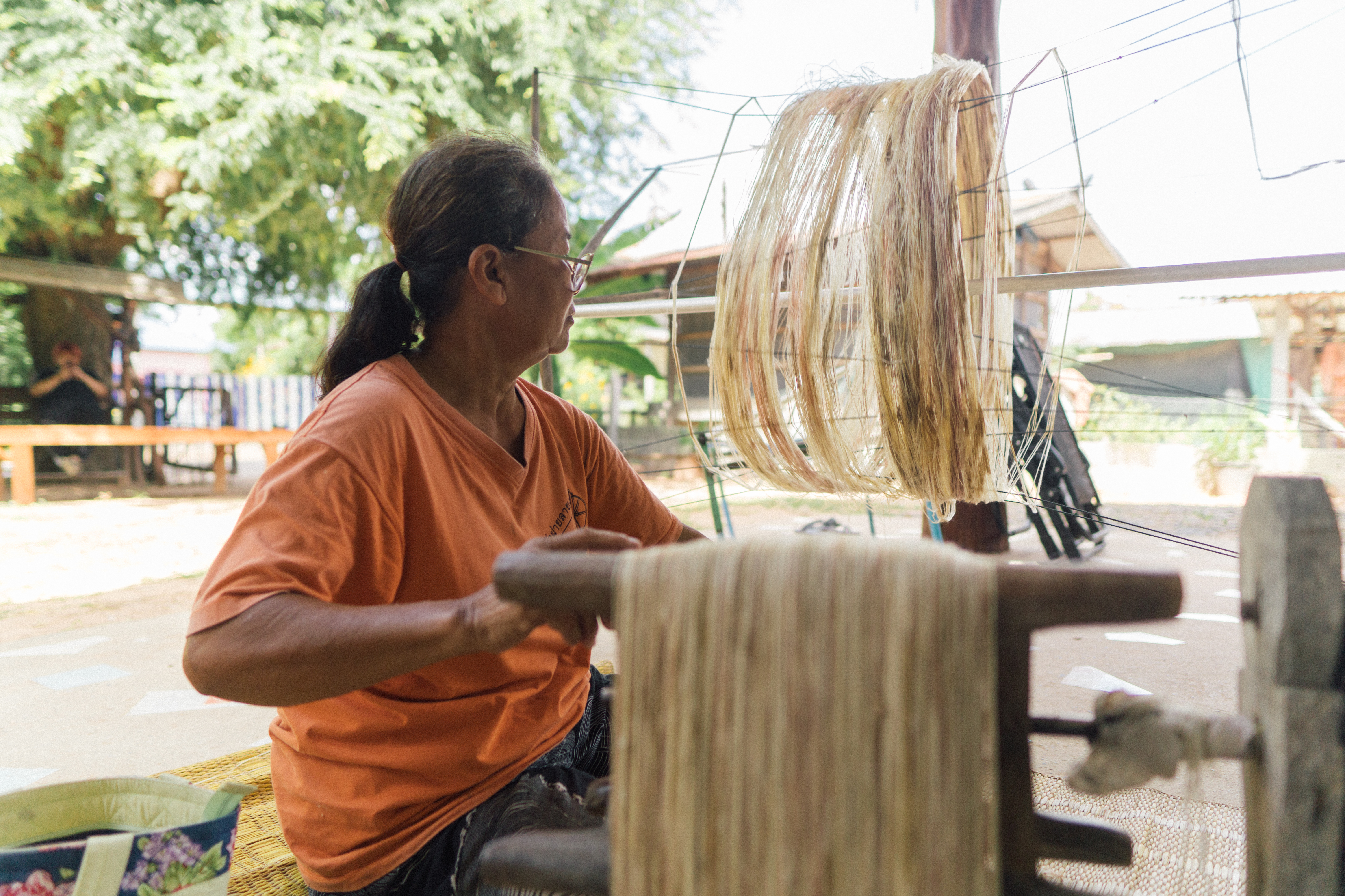 必去&必买：Village Community Silk Weaving and Noodle Tying Enterprise, Ban Hua Fai